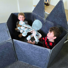 Load image into Gallery viewer, magnetic-tiles-lifestyle7