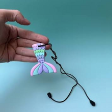 Load image into Gallery viewer, mermaid_chew
