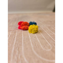Load image into Gallery viewer, pom-pom-balls