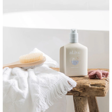 Load image into Gallery viewer, Bubblebath by Al.ive
