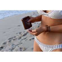 Load image into Gallery viewer, CoconutSunscreen3
