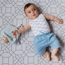 Load image into Gallery viewer, grace and maggie my name is earl grey baby sensory playmat melbourne
